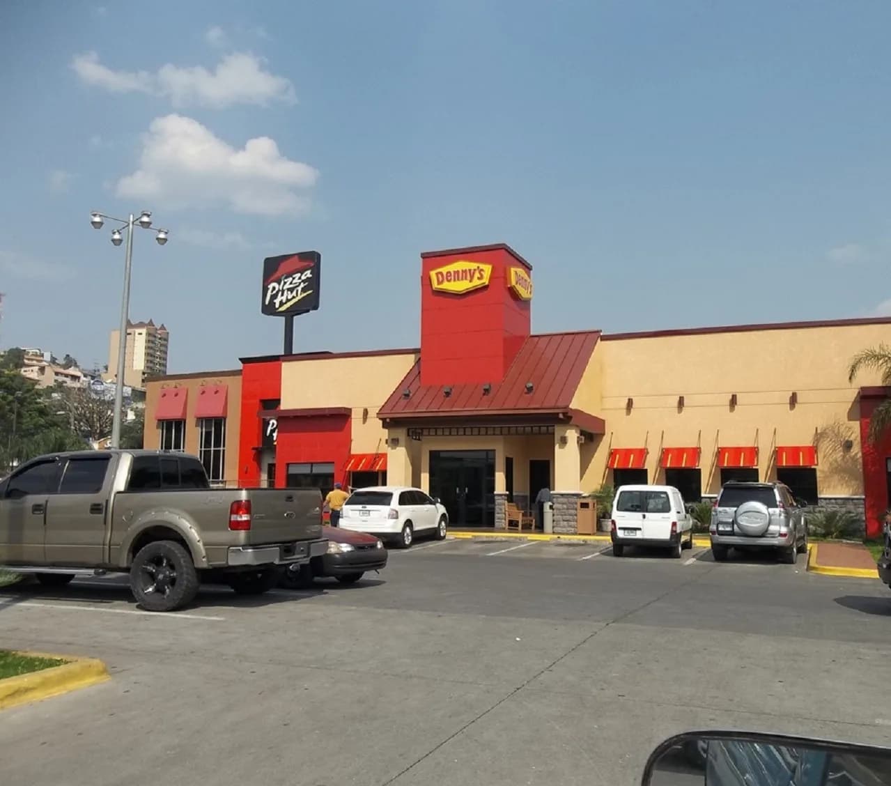 Denny's restaurant in Tegucigalpa